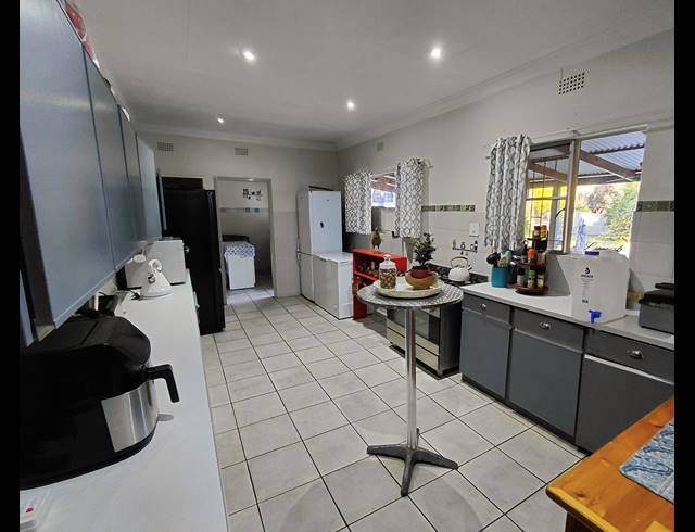 4 BEDROOM HOUSE FOR SALE IN PHALABORWA